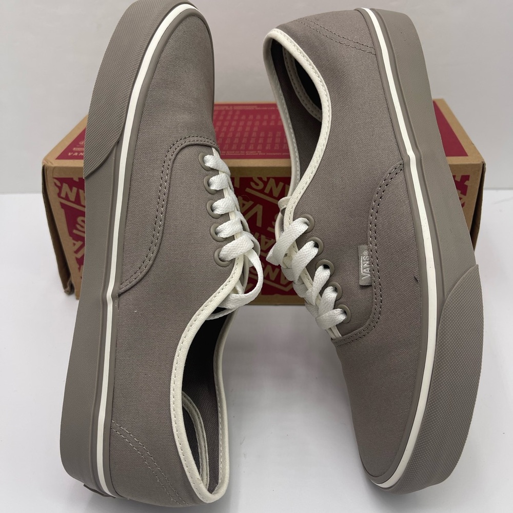 Vans Men’s Authentic
Pop Gray Sneakers 
VN000BW5BGF

Lifestyle, Original Icon - Picture 12 of 16